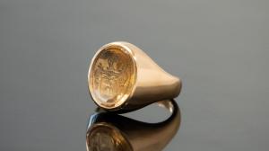 Siegelring von Spitzbarth Juwelier