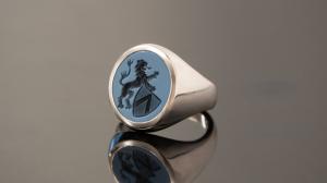 Siegelring von Spitzbarth Juwelier