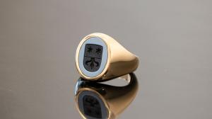 Siegelring von Spitzbarth Juwelier