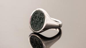 Siegelring von Spitzbarth Juwelier