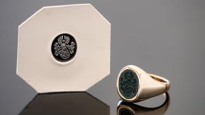 Siegelring von Spitzbarth Juwelier