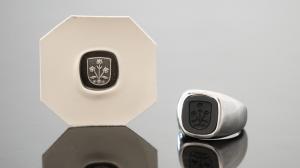 Siegelring von Spitzbarth Juwelier