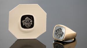 Siegelring von Spitzbarth Juwelier