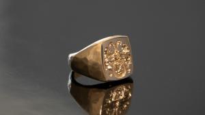 Siegelring von Spitzbarth Juwelier
