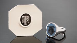 Siegelring von Spitzbarth Juwelier