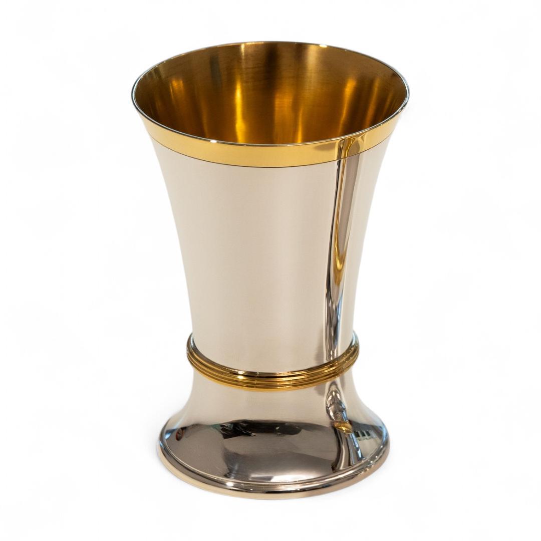 Becher